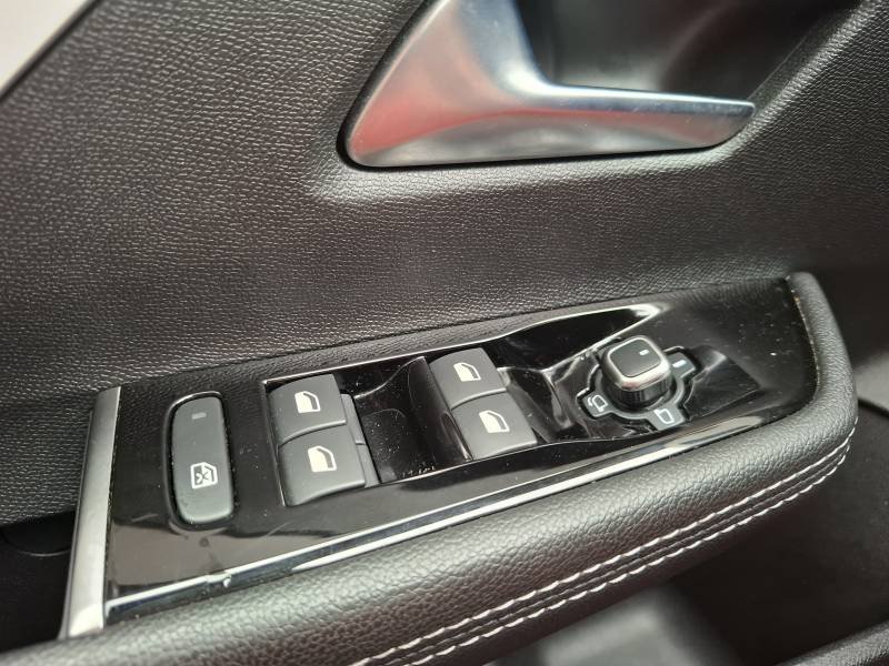 Opel Astra - Photo 33
