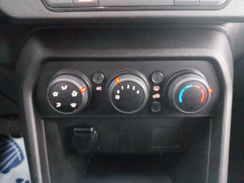 Dacia Sandero - Photo 24