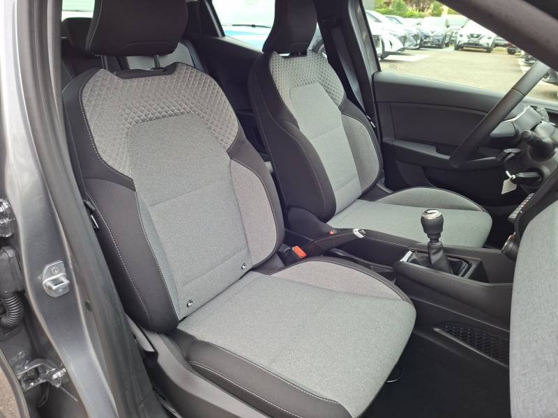 Renault Clio - Photo 23