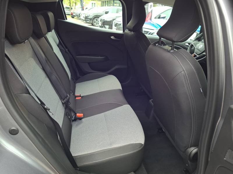 Renault Clio - Photo 25