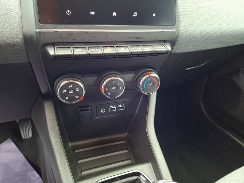 Renault Clio - Photo 35