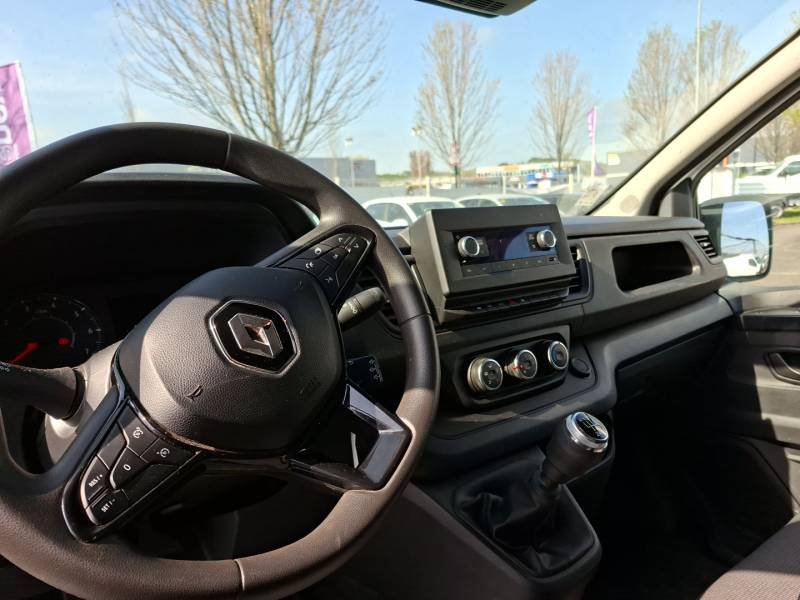Renault Trafic - Photo 11