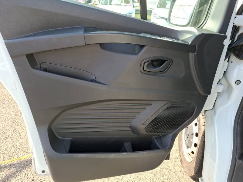 Renault Trafic - Photo 17