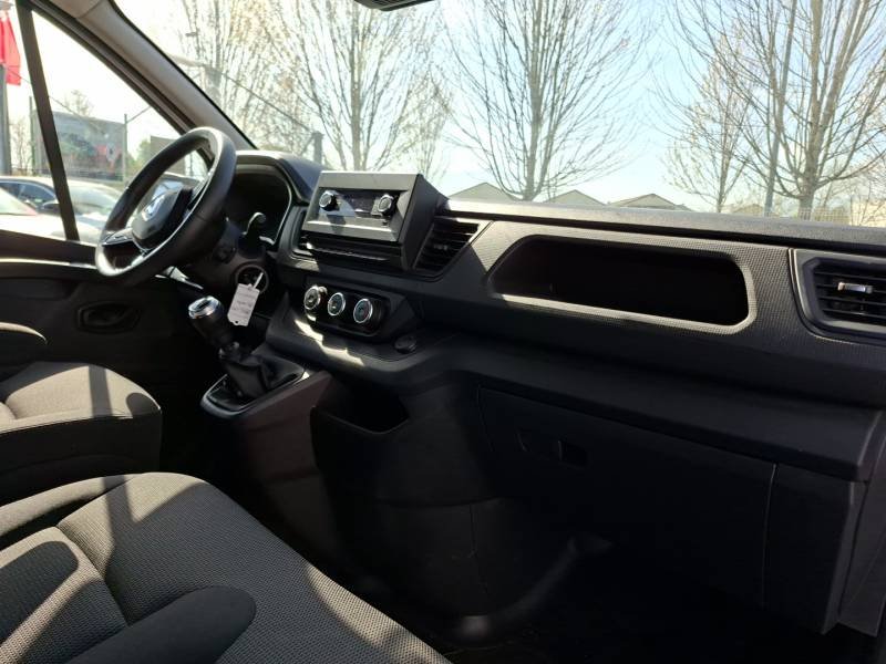 Renault Trafic - Photo 26