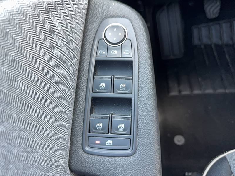 Renault Clio - Photo 17