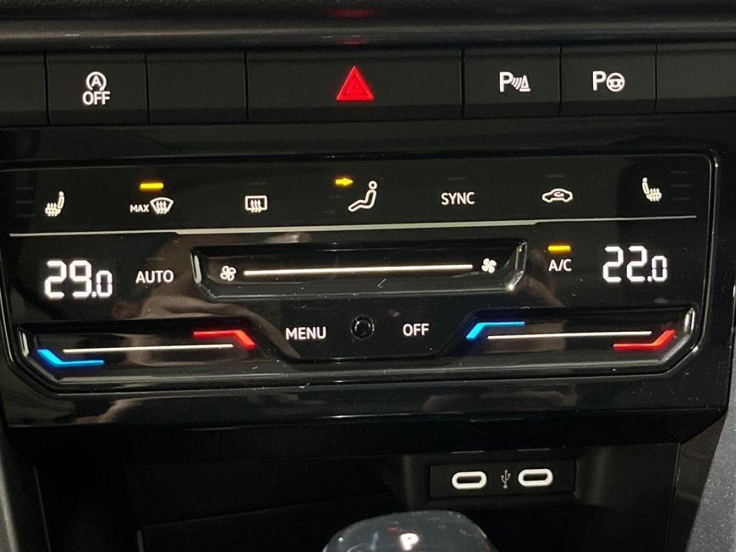 Volkswagen T-Roc - Photo 19