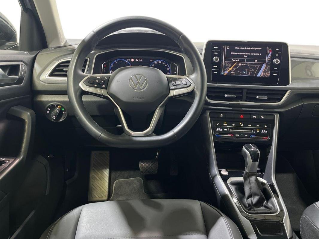 Volkswagen T-Roc - Photo 24