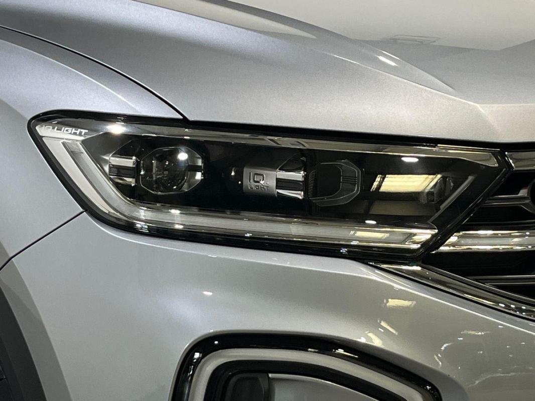 Volkswagen T-Roc - Photo 25