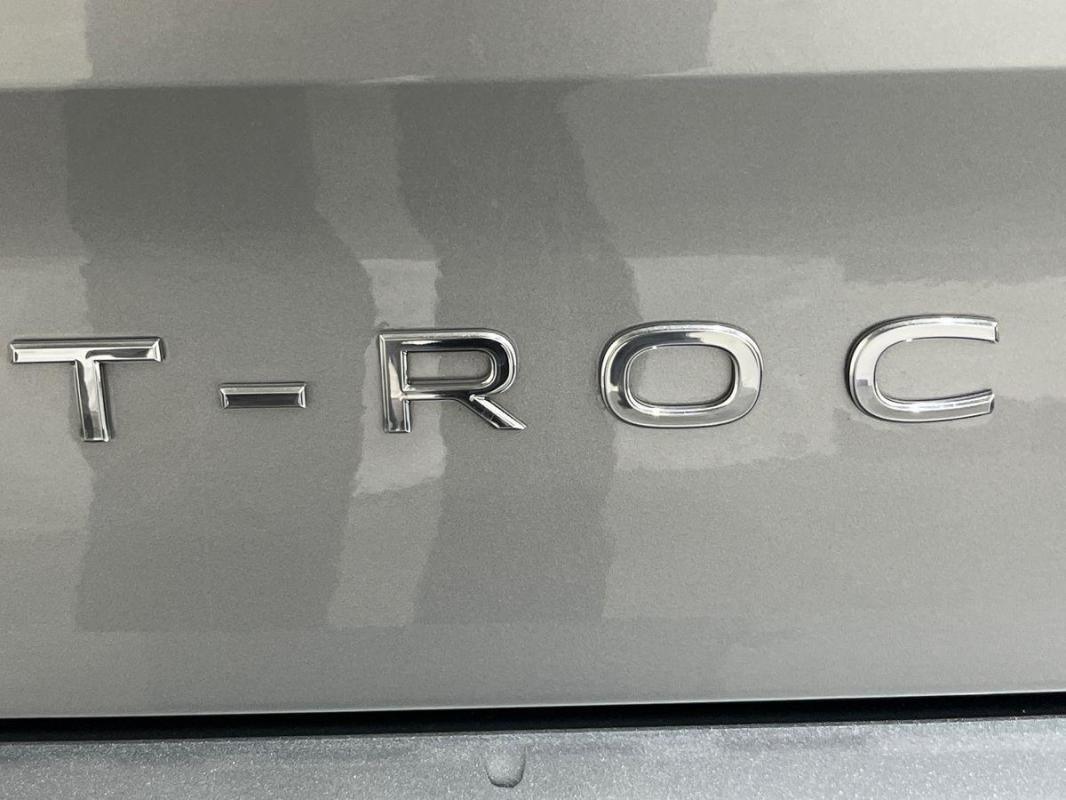 Volkswagen T-Roc - Photo 27