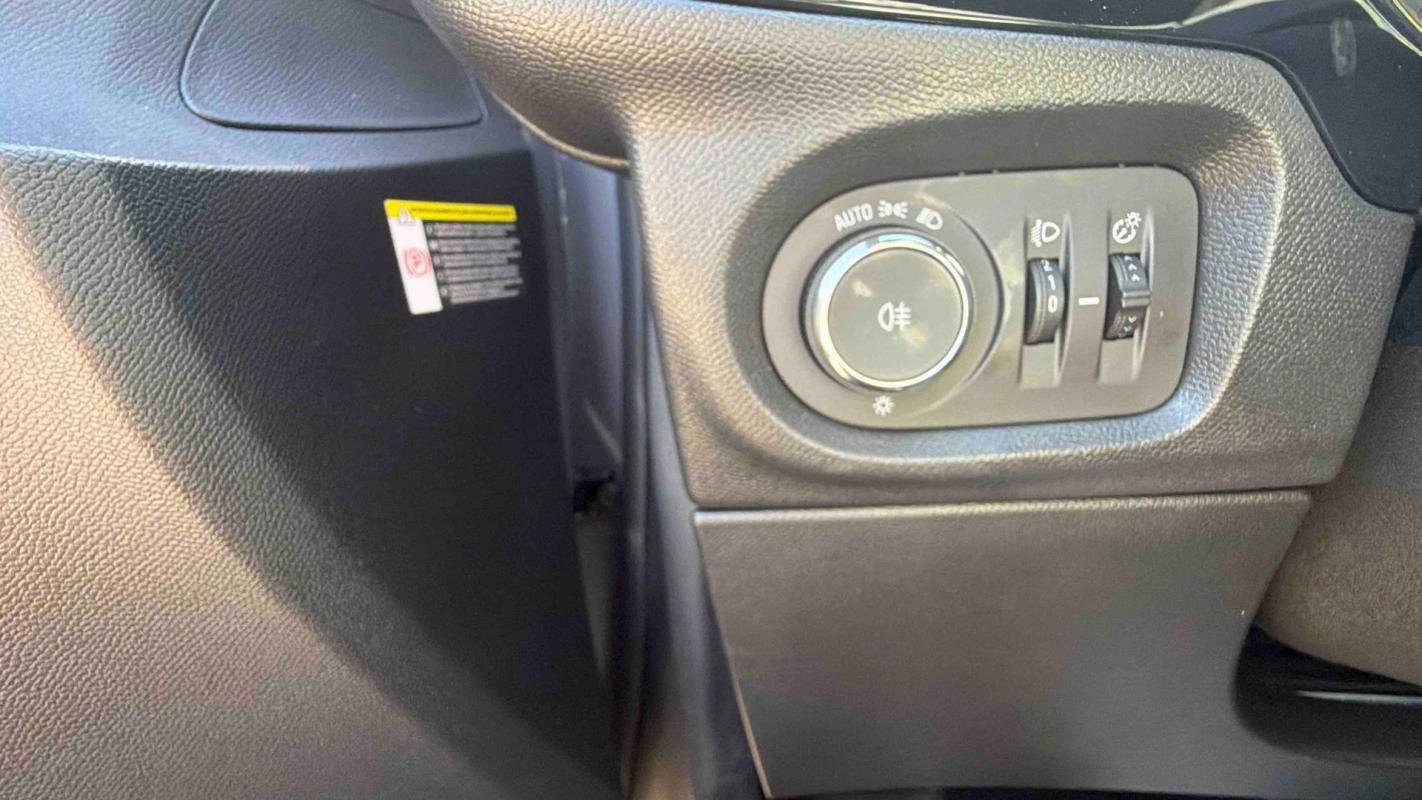 Opel Corsa - Photo 17