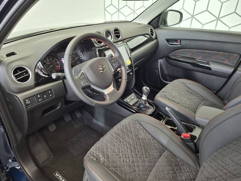 Suzuki Vitara - Photo 11