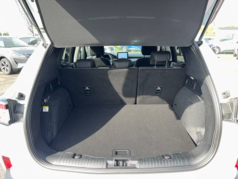 Ford Kuga - Photo 14