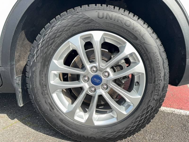 Ford Kuga - Photo 15