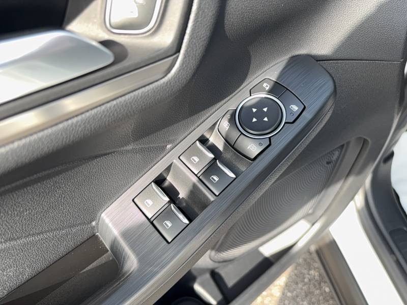 Ford Kuga - Photo 23