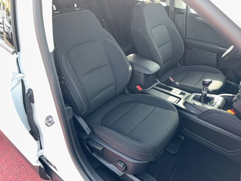 Ford Kuga - Photo 35