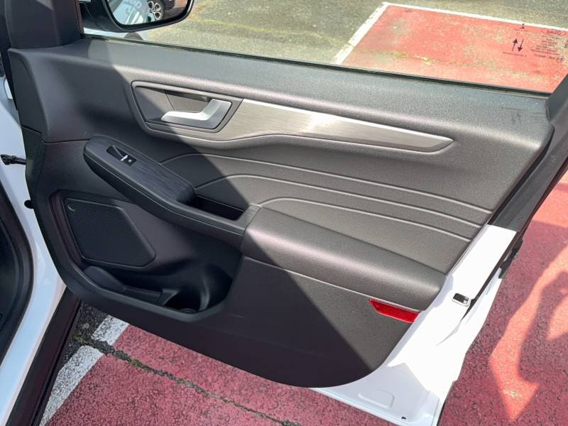 Ford Kuga - Photo 36