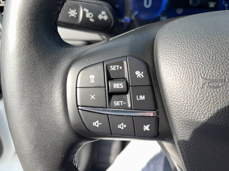 Ford Kuga - Photo 44