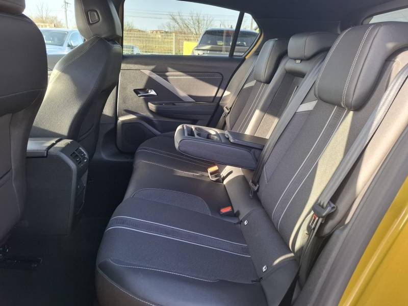 Opel Astra - Photo 23