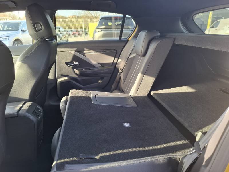 Opel Astra - Photo 25