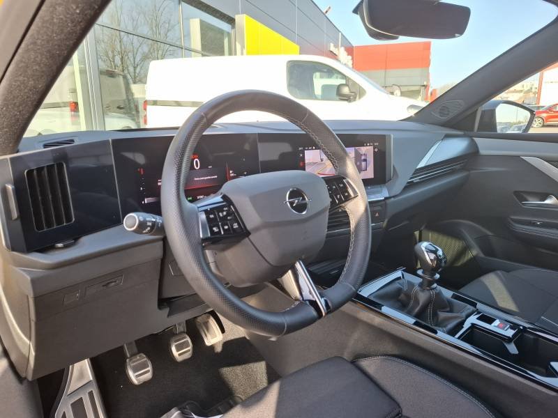 Opel Astra - Photo 32