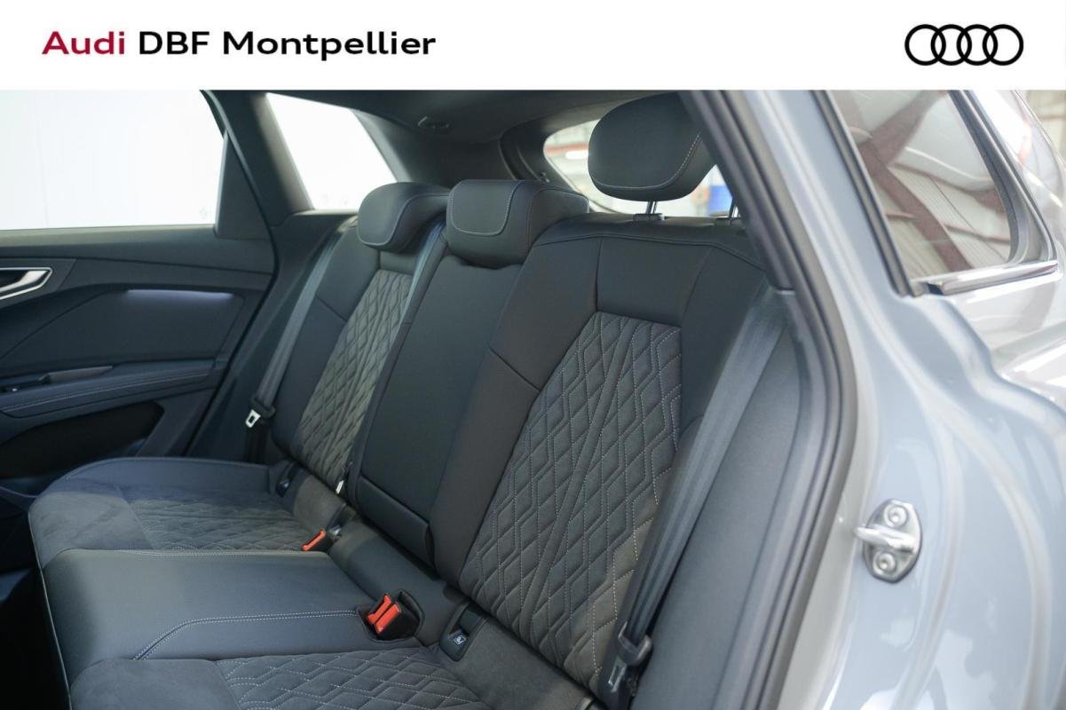 Audi Q4 e-tron - Photo 17