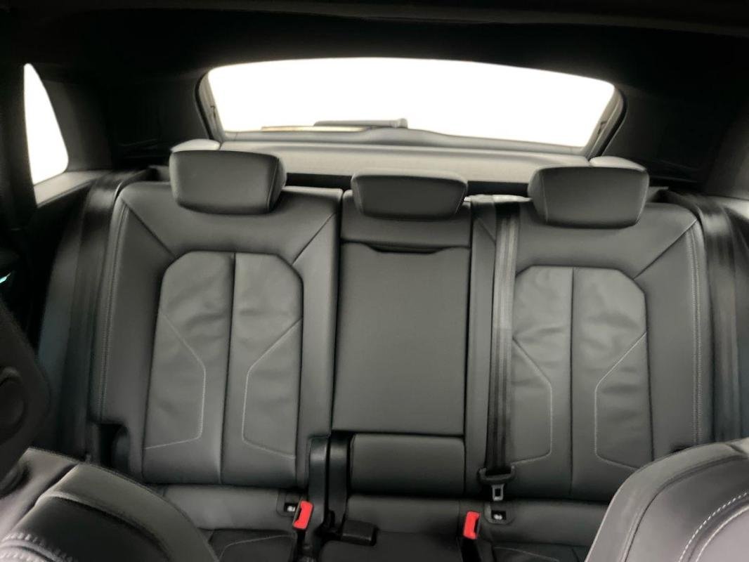 Audi Q3 - Photo 23