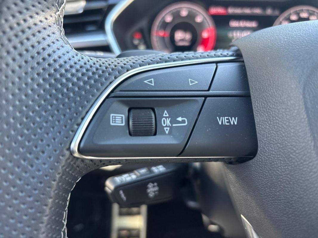 Audi Q3 - Photo 20