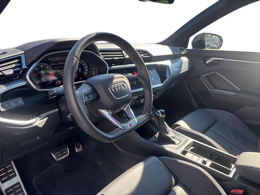 Audi Q3 - Photo 9