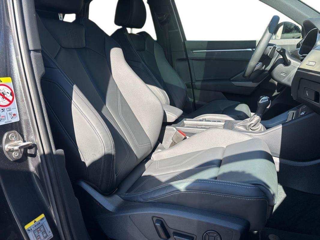 Audi Q3 - Photo 13
