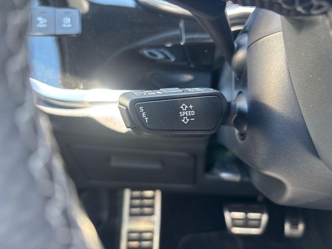 Audi Q3 - Photo 21