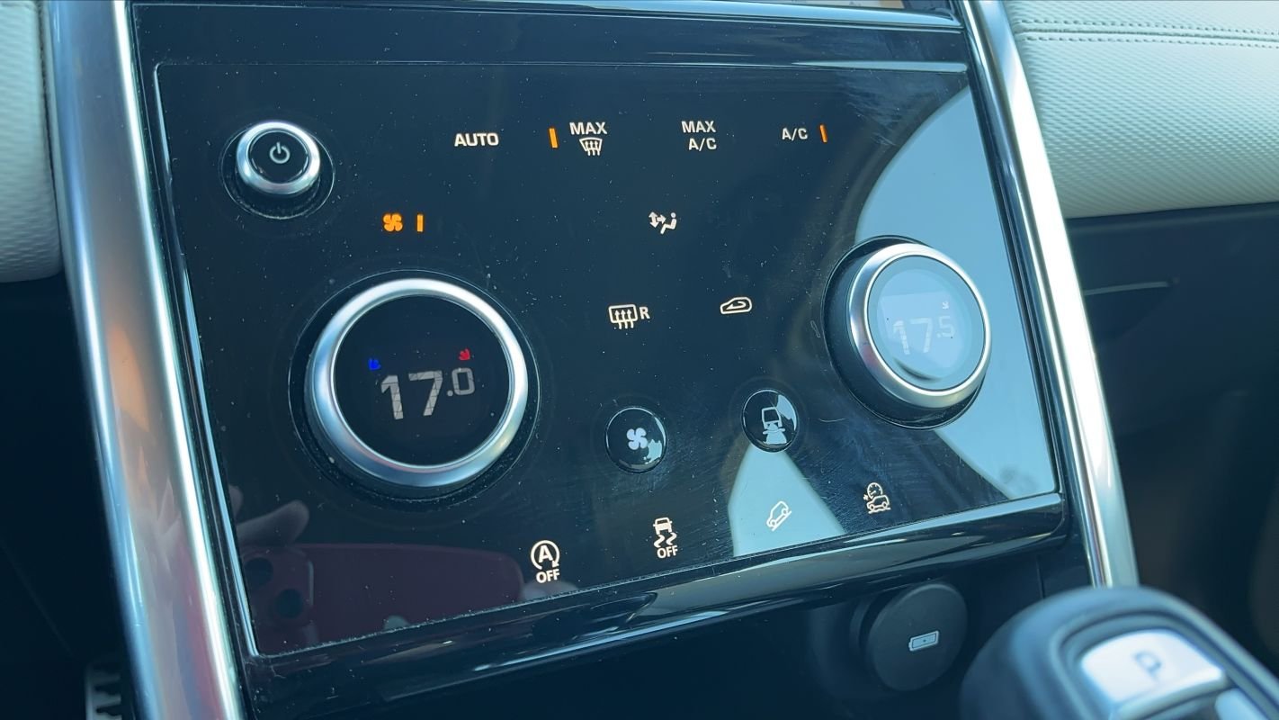 Land Rover Discovery Sport - Photo 28