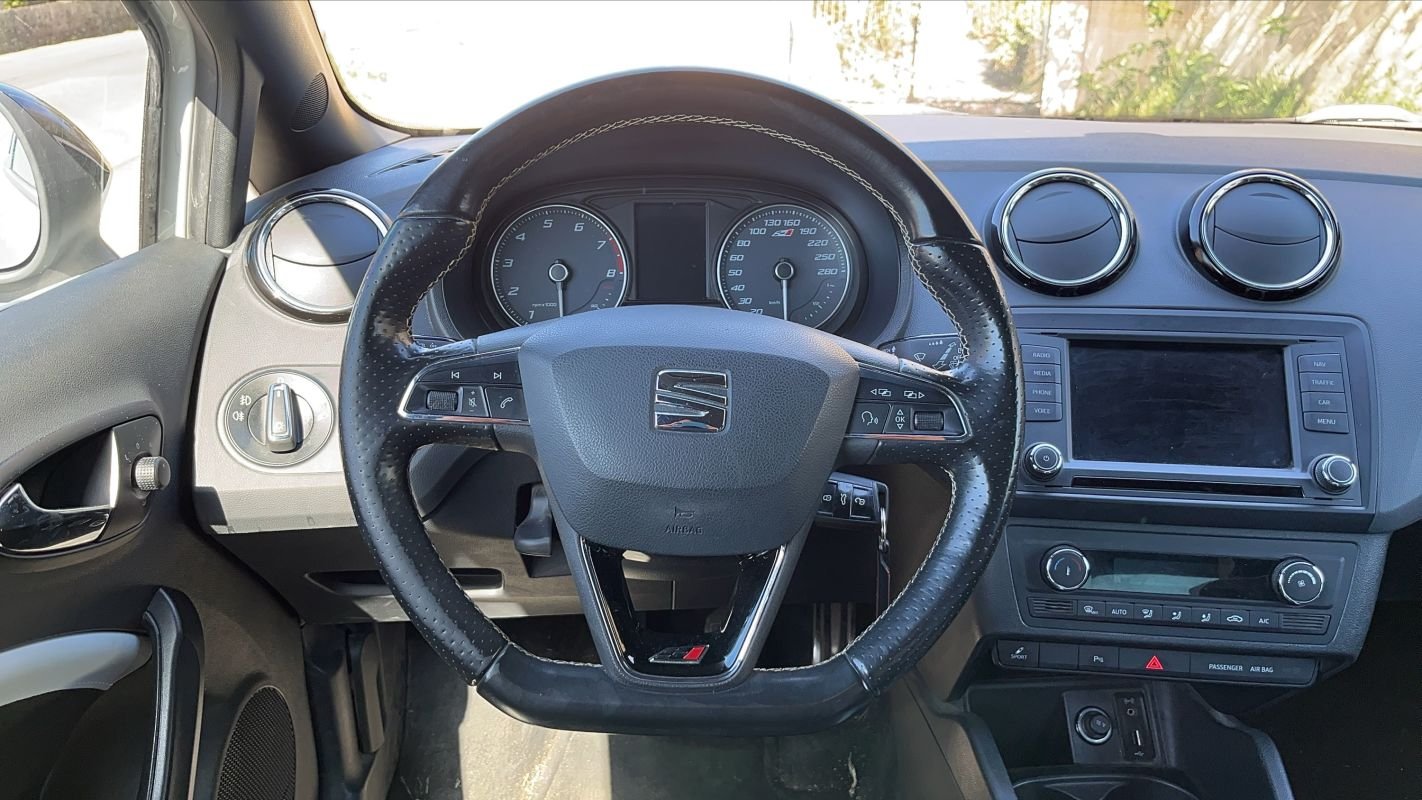 Seat Ibiza - Photo 23