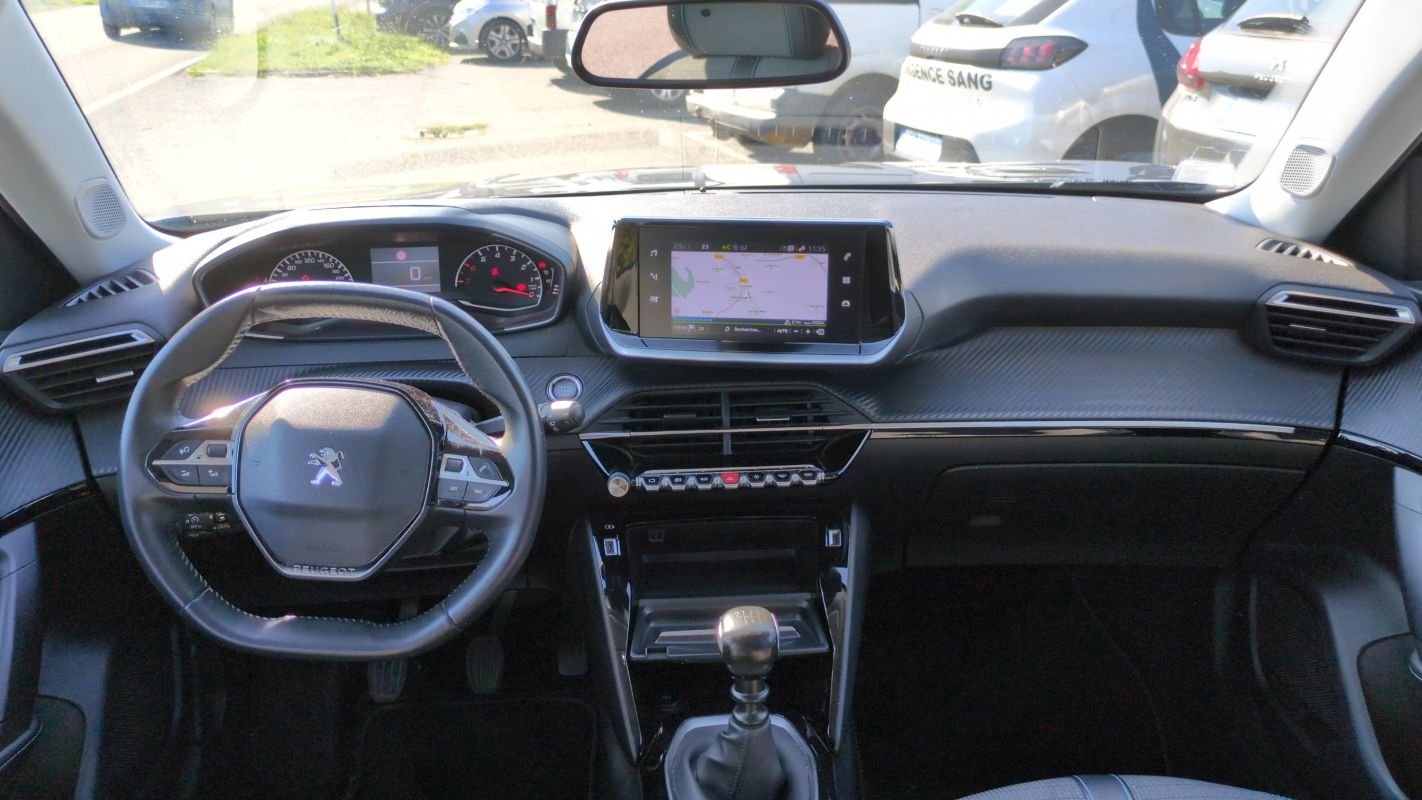 Peugeot 2008 - Photo 11