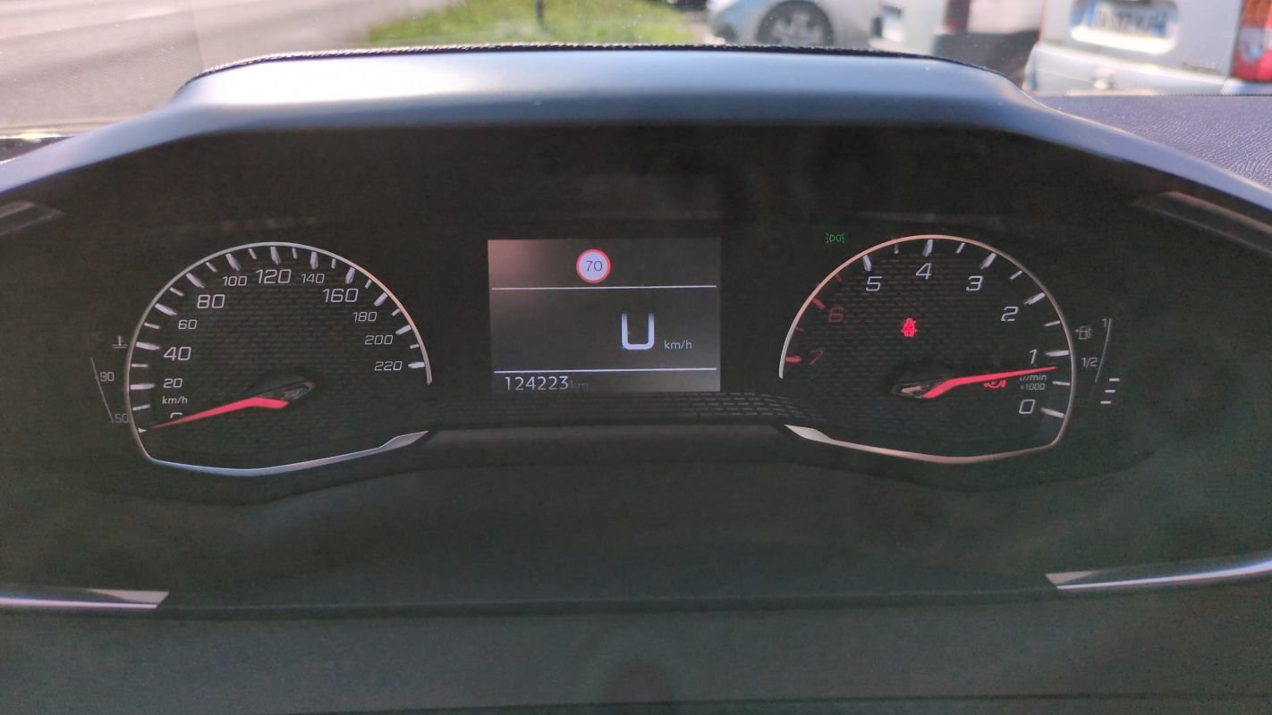 Peugeot 2008 - Photo 12