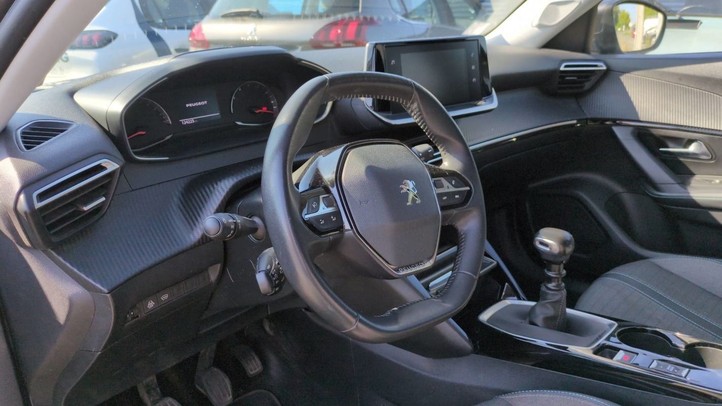 Peugeot 2008 - Photo 8
