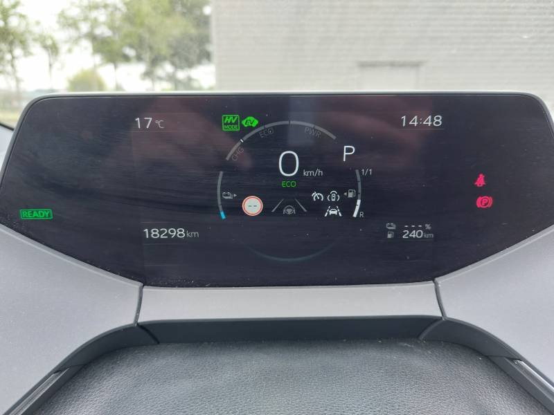 Toyota Prius - Photo 11