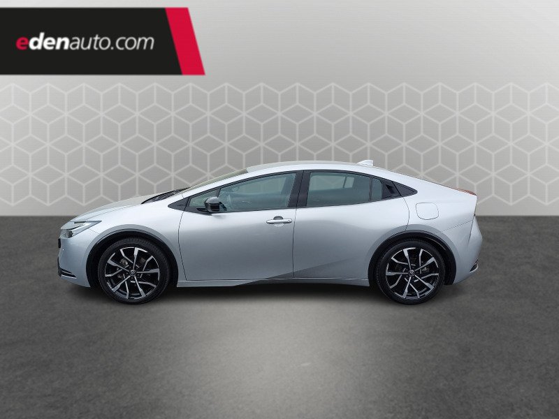 Toyota Prius - Photo 2