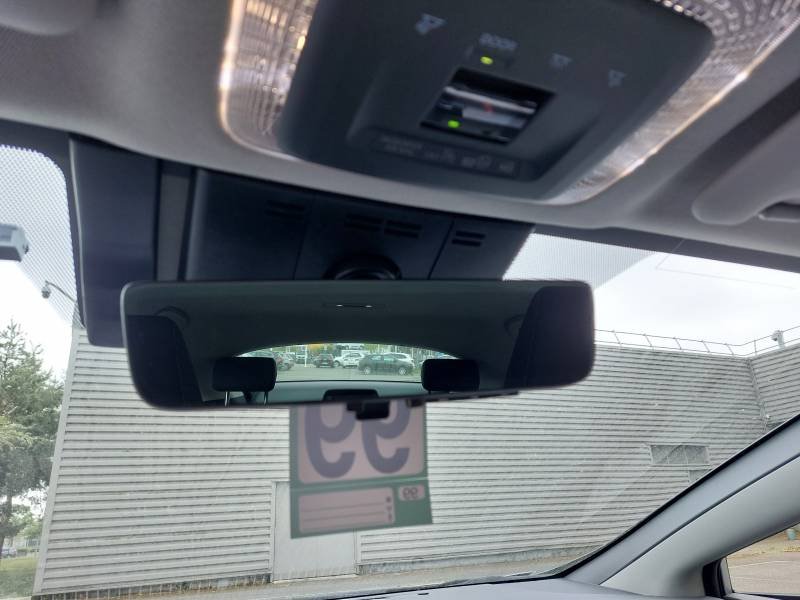 Toyota Prius - Photo 22