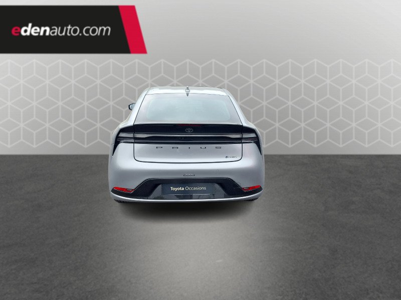 Toyota Prius - Photo 3
