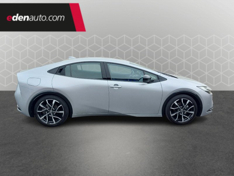 Toyota Prius - Photo 4