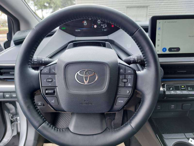 Toyota Prius - Photo 10