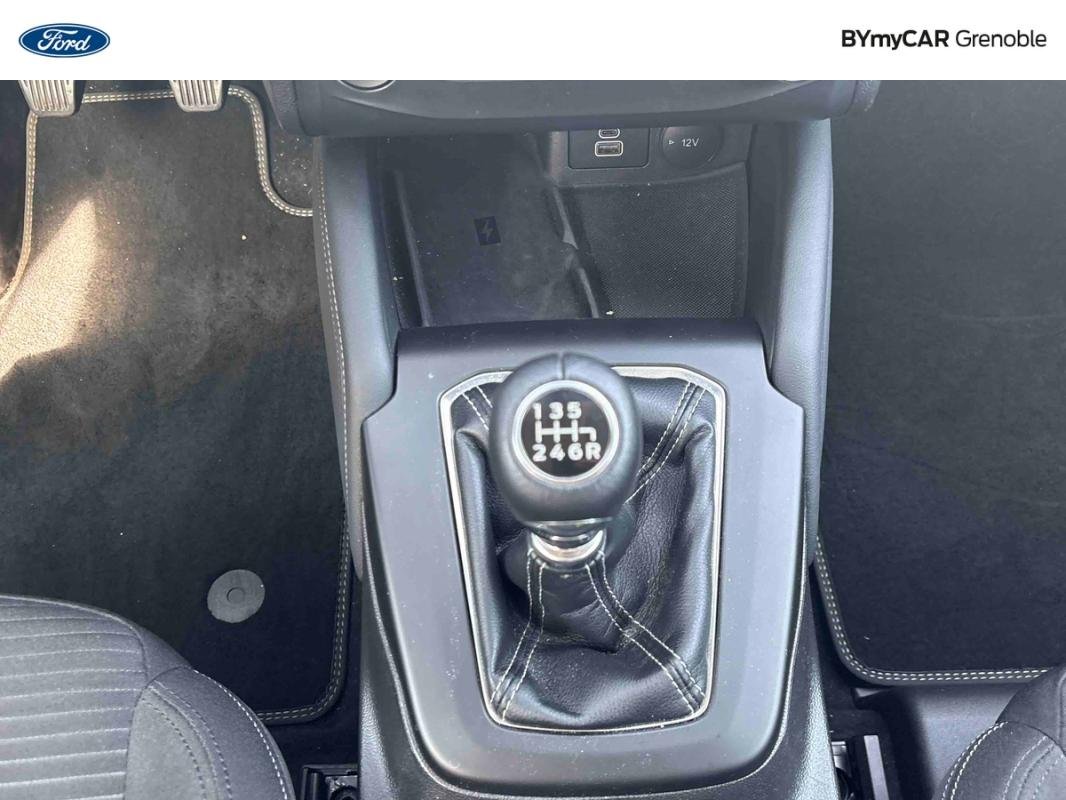 Ford Focus - Photo 22