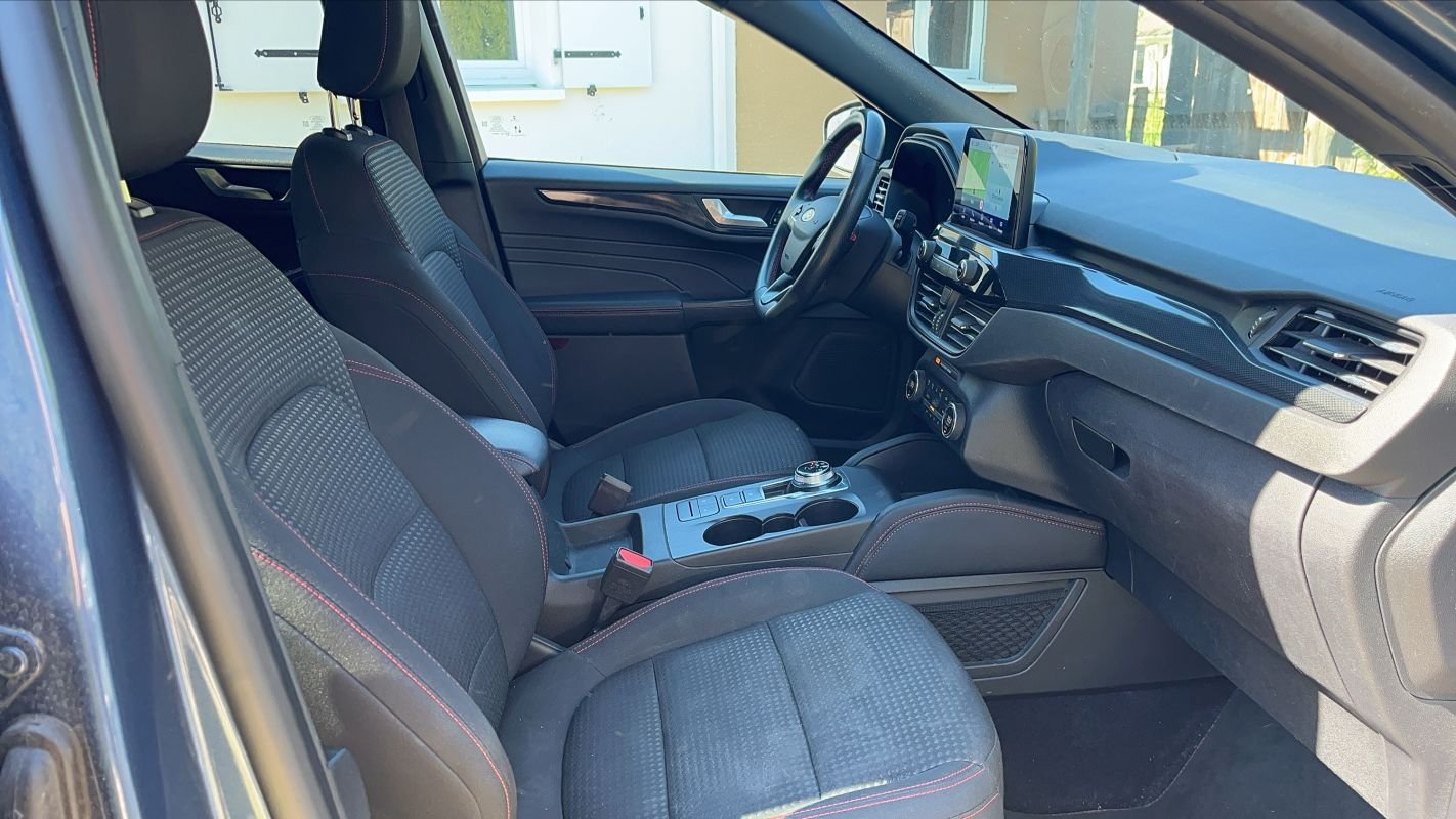 Ford Kuga - Photo 26