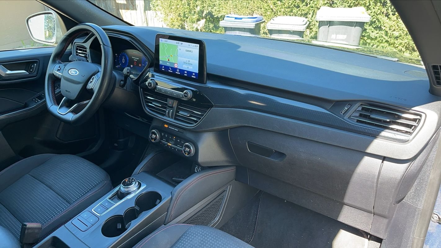 Ford Kuga - Photo 10