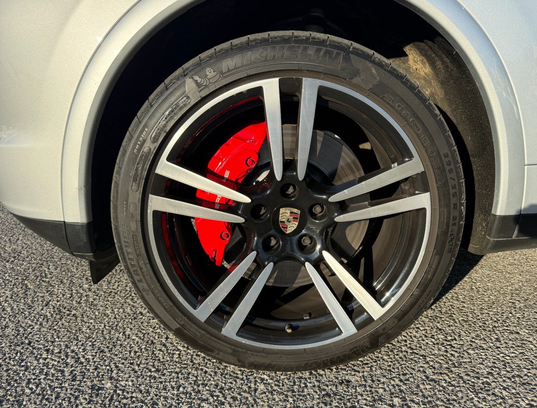 Porsche Cayenne - Photo 18