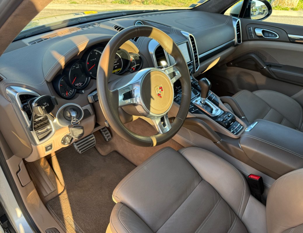 Porsche Cayenne - Photo 8