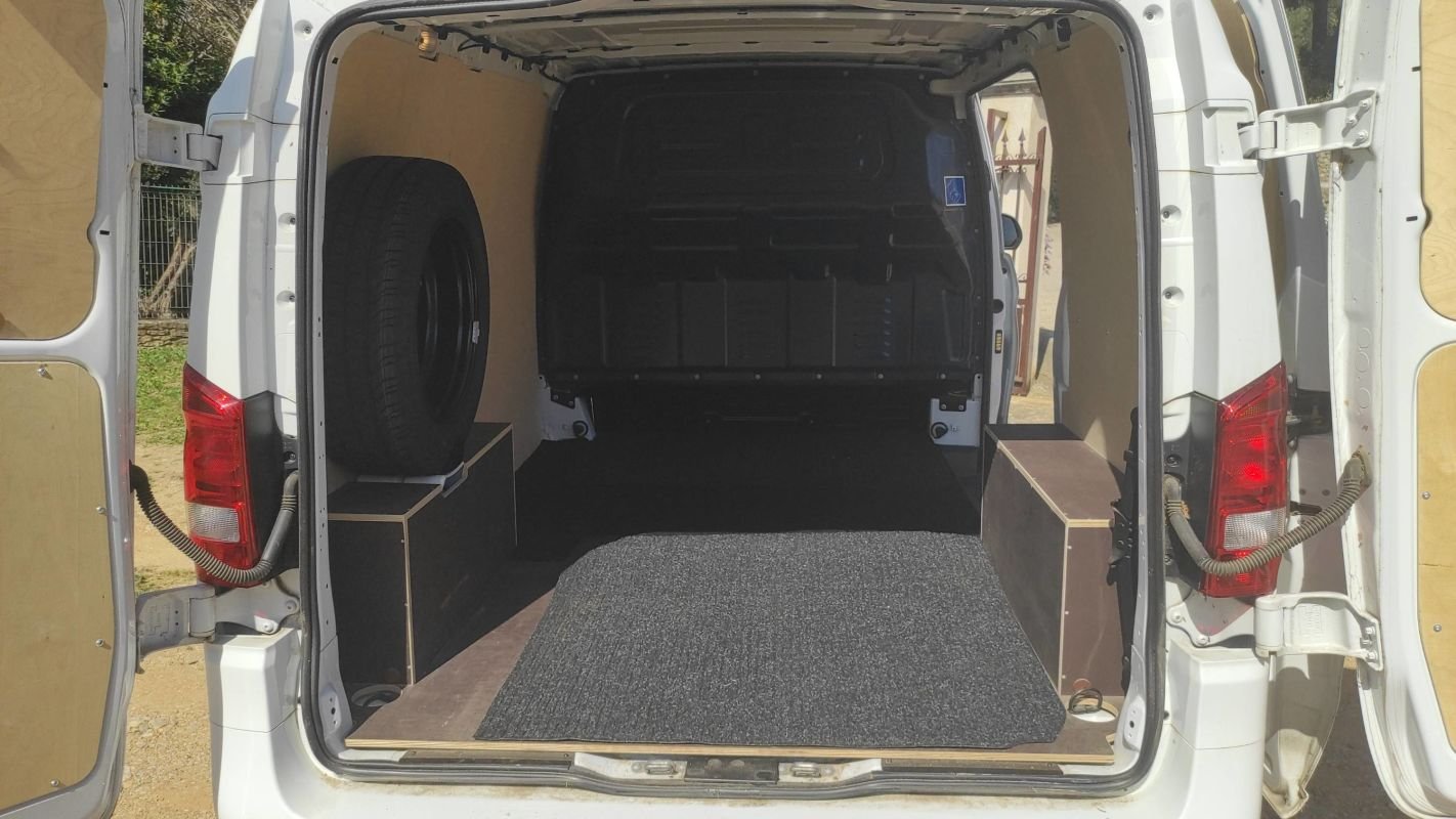 Mercedes Vito - Photo 14