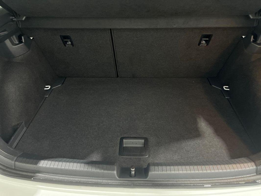 Volkswagen Polo - Photo 31