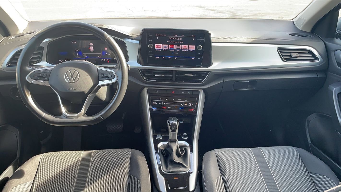 Volkswagen T-Roc - Photo 11