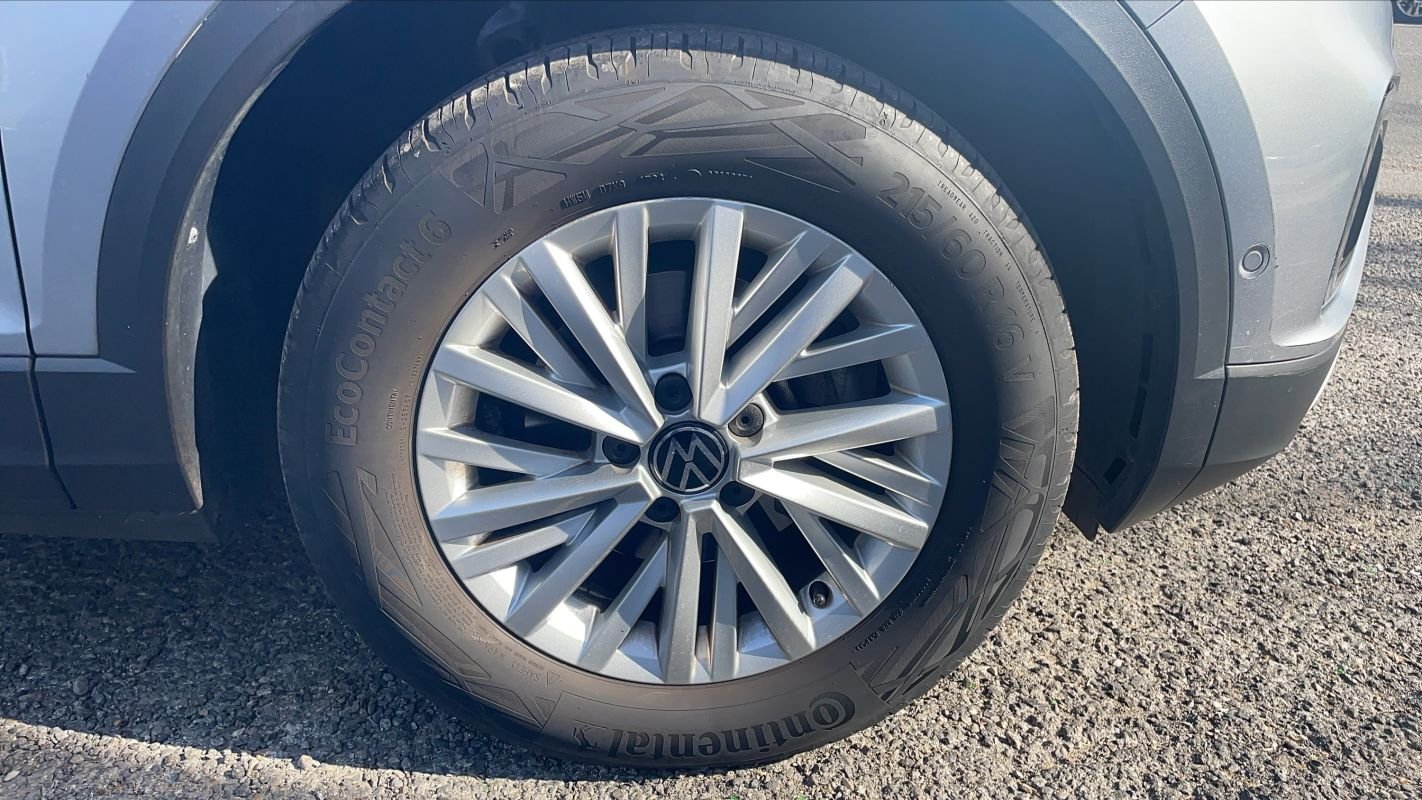 Volkswagen T-Roc - Photo 17